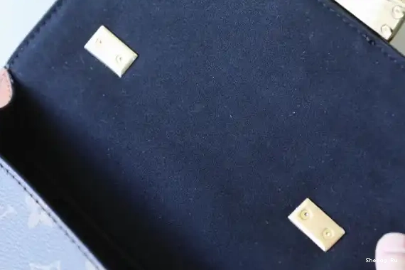 VUITTON LOUIS CAPITALE DAUPHINE 0528
